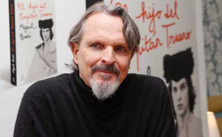 Miguel Bosé acaba de publicar su libro autobiográfico